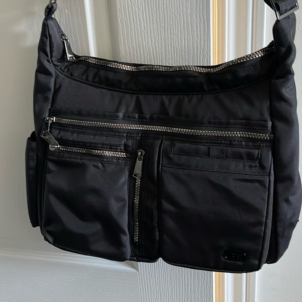 LUG, BNWT, Shoulder bag, water bottle holder & RFID.